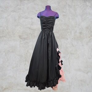 Vintage ILGWU Black Pink Ruffle Bustle Prom Gown Dress Size 9 Sweetheart Ruched